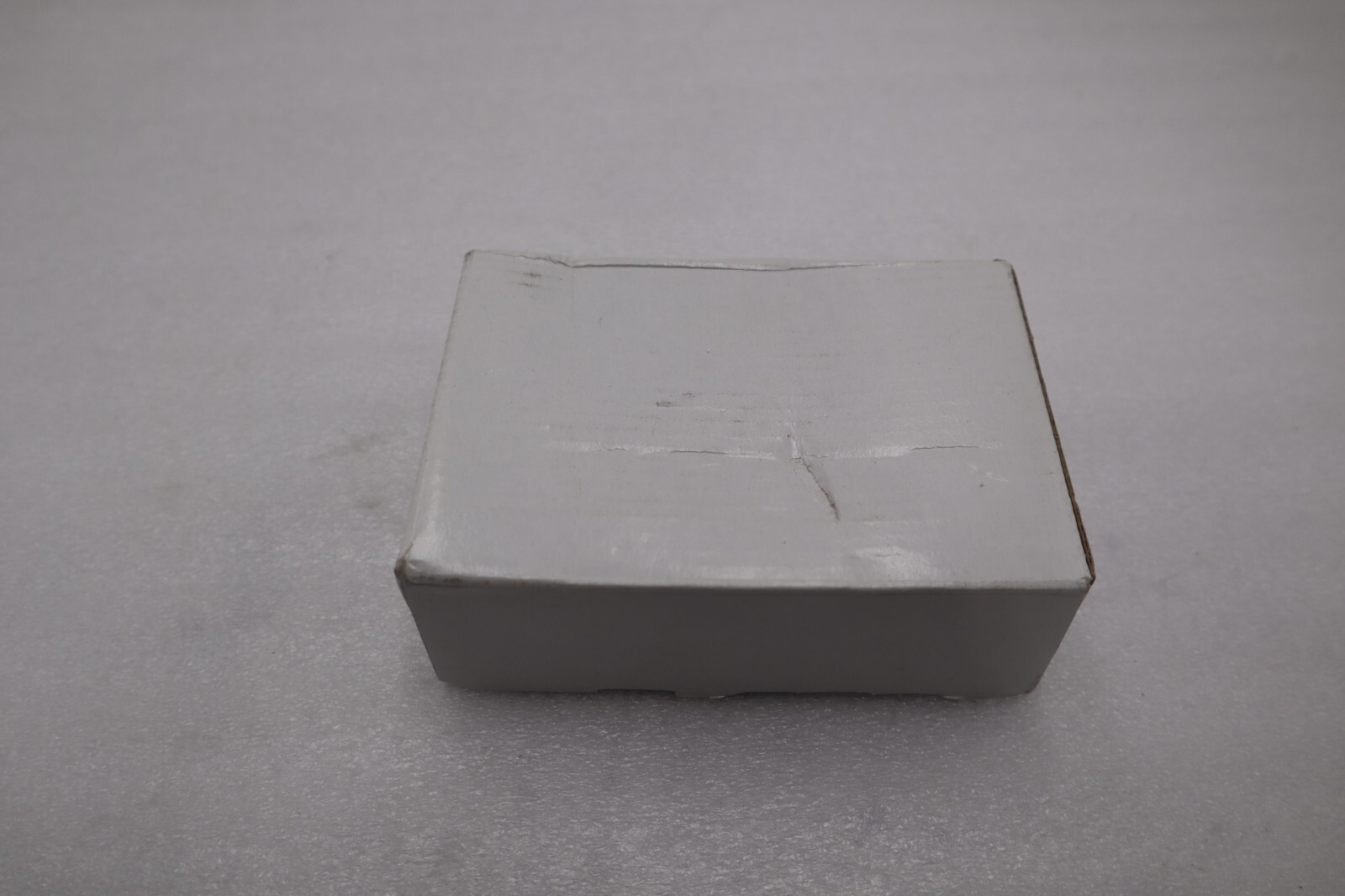 Used NEW OPEN BOX AB ALLEN BRADLEY 1489-M1C200 STOCK G677A