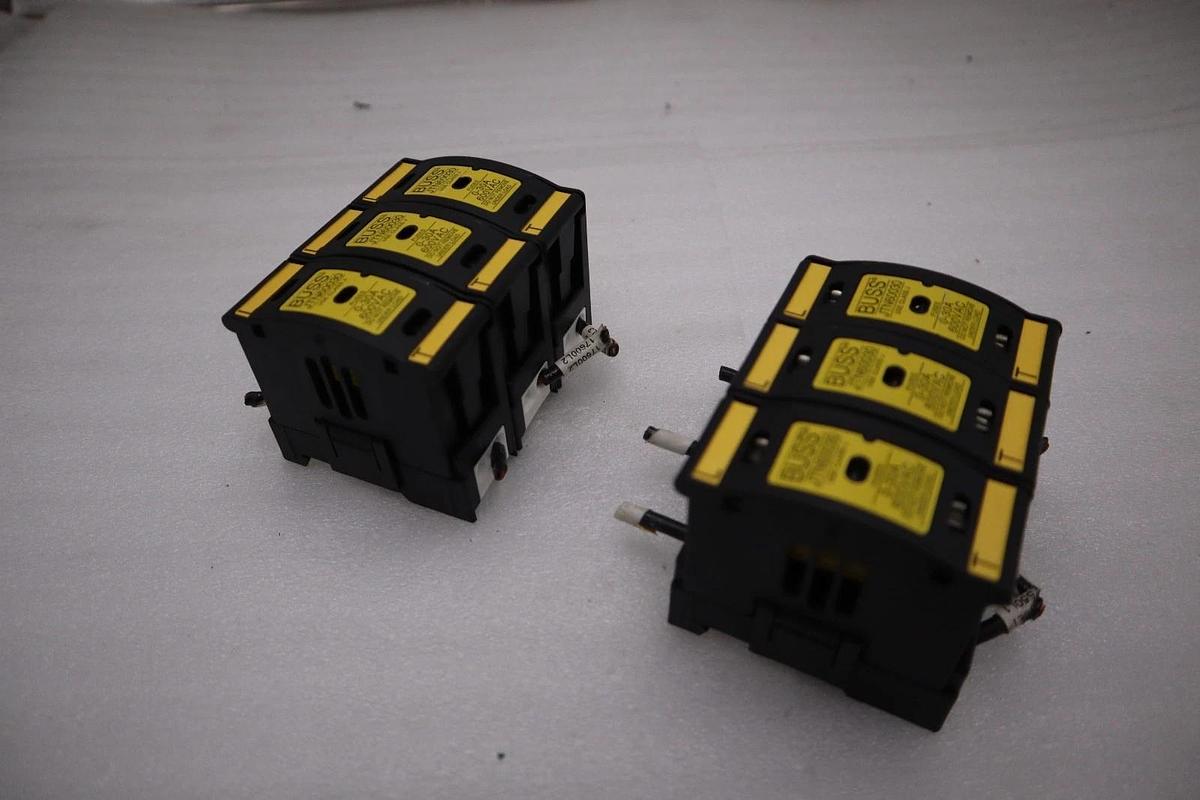Used LOT OF SIX - BUSS JTN60030 Fuse Holder 0-30A 600VAC STOCK H1733