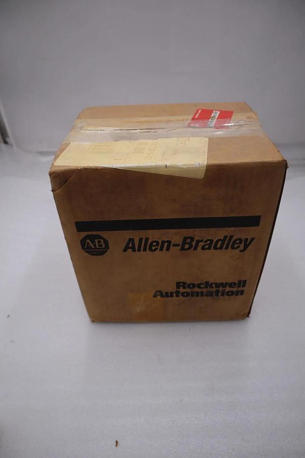 ALLEN BRADLEY 100-B180ND3 SER. B 110/120V 180A NEW IN BOX STOCK H101