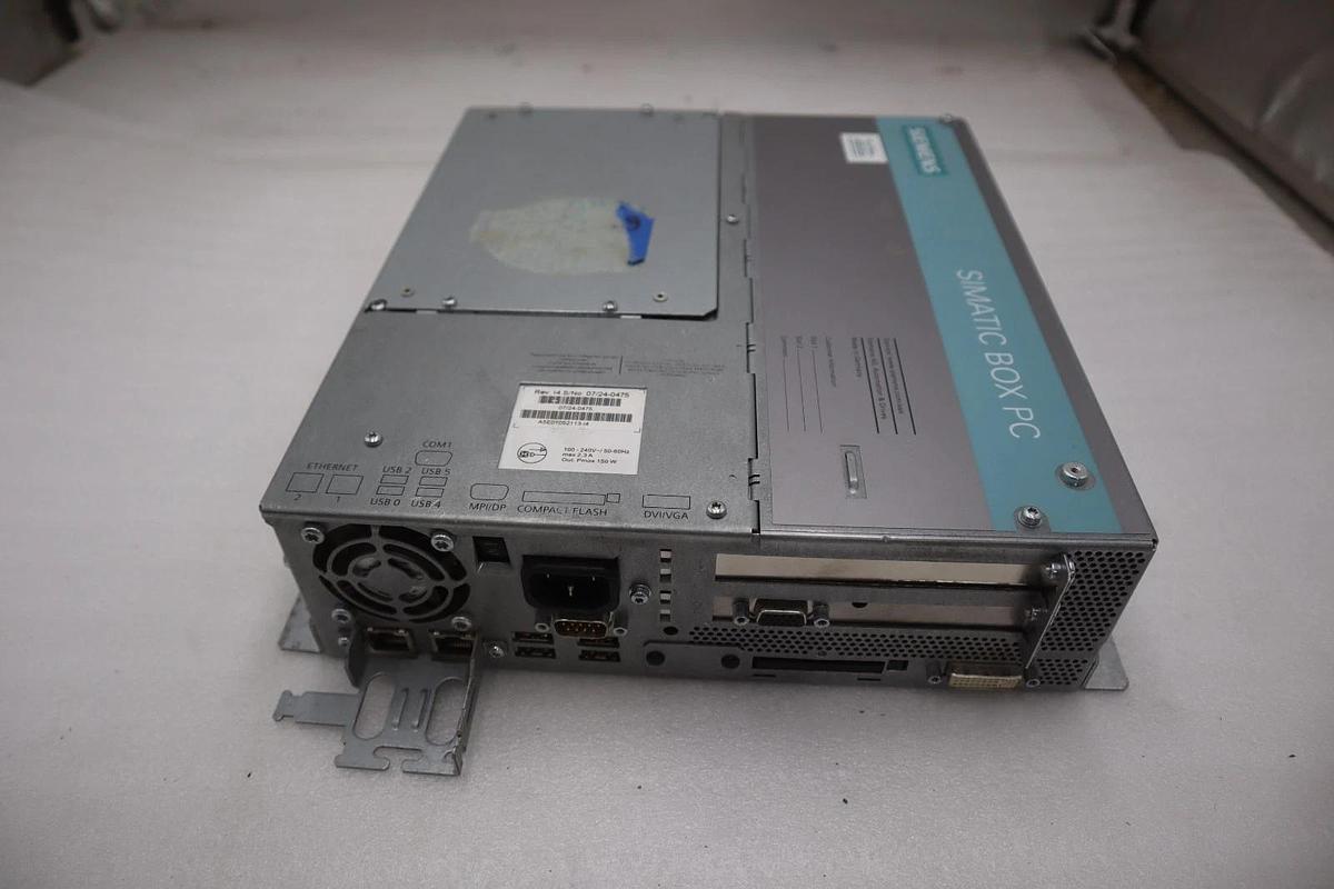 Used SIEMENS  SIMATIC IPC627CIEM  6EQ2020-0AC03-5XX0  SIMATIC BOX PC STK SGF116