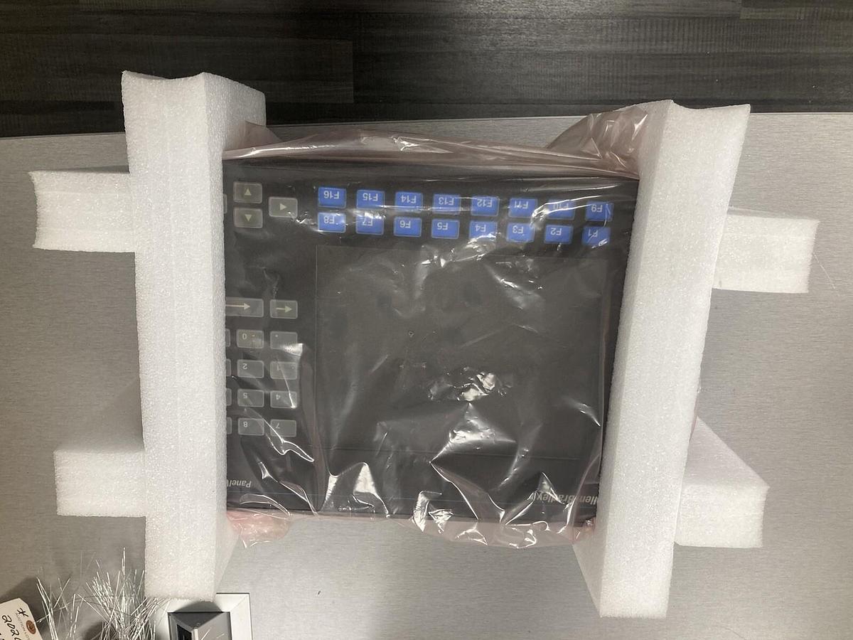 Used NEW Allen Bradley 2711-K10C8/B OPERATOR INTERFACE PANELVIEW 1000 10.4 INCH #5136