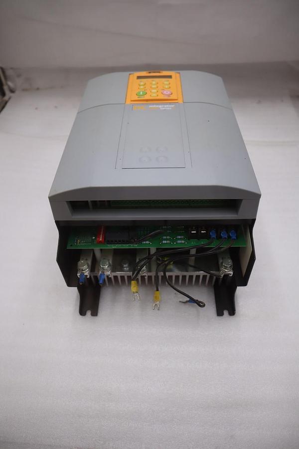 Used Parker Drive 599P-53260010-TP00-U4V0 SERIES 2 - STOCK GF963