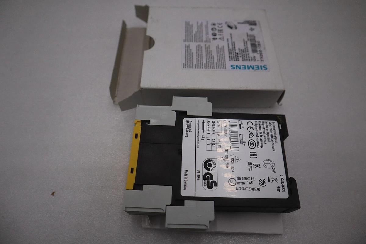 3TK2830-1CB30  Brand New SIEMENS safety relay 3TK2830-1CB30 STOCK G373A
