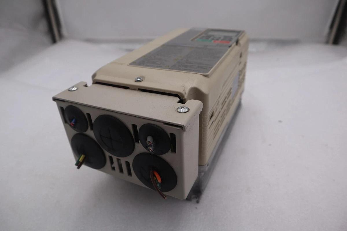 Used YASKAWA ELECTRIC CIMR-AU4A0004FAA / CIMRAU4A0004FAA REV E VFD DRIVE STOCK 4343