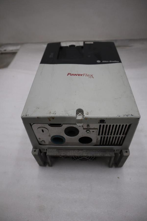 Allen Bradley 20AD022A0AYNANNN /A PowerFlex 70 15HP AC Drive - STOCK 1873CC