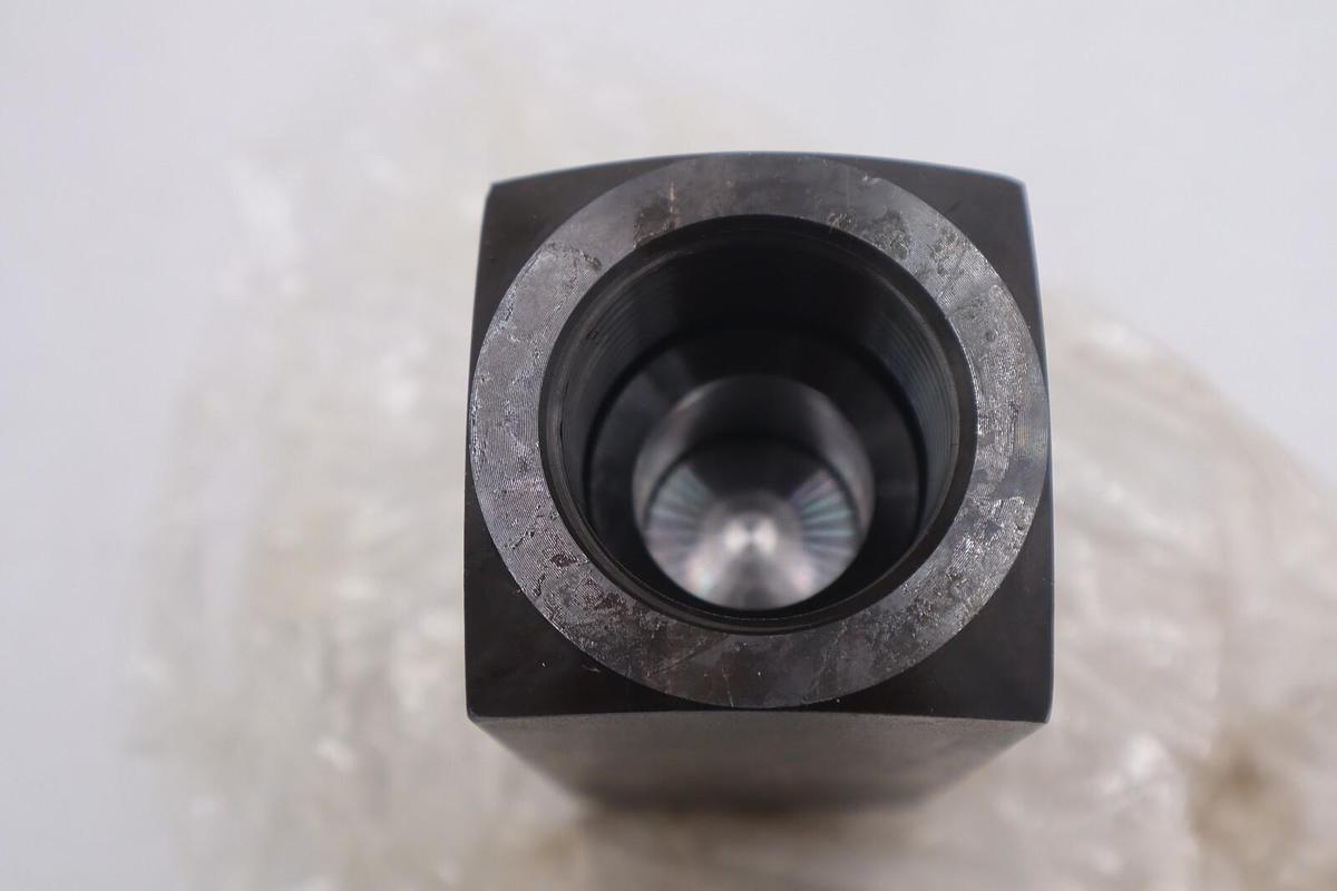 Used PARKER C2000S HYDRAULIC CHECK VALVE 3000 PSI NEW OPEN BOX STOCK #K-620A
