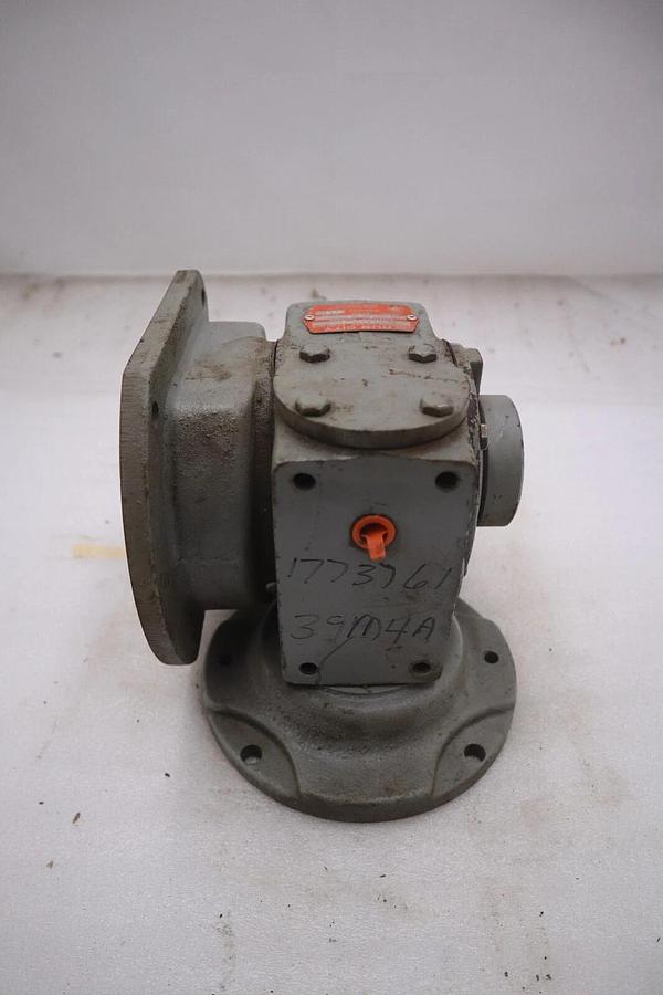 Used HUB CITY 0221-03661-217 MODEL 216 STYLE L GEAR REDUCER STOCK #M-62