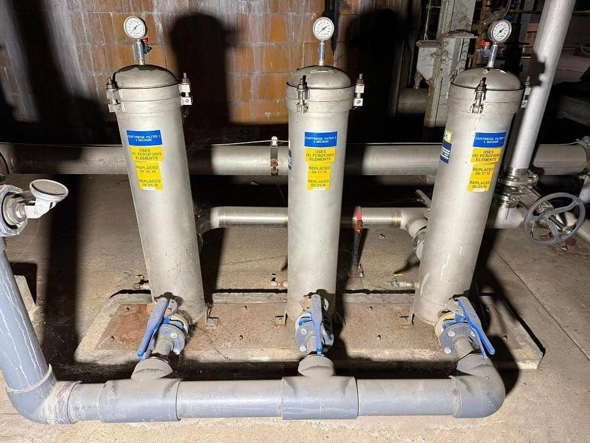 Used COMPLETE REVERSE OSMOSIS WATER FILTER SYSTEM (USED IN PAPER MILL PROCESS)