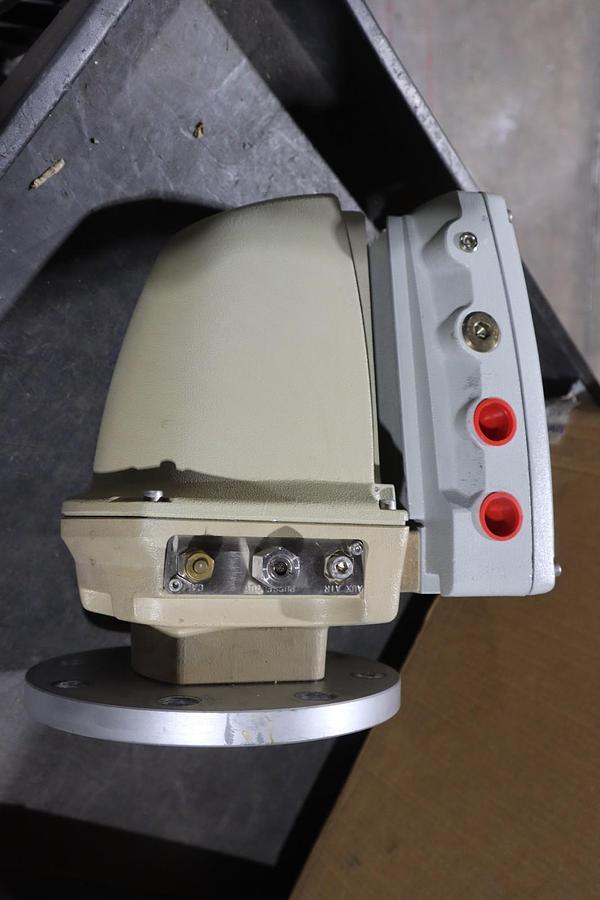 SERVOMEX XENDOS 2700/ 02720704 COMBUSTION GAS ANALYSER - STOCK GF285