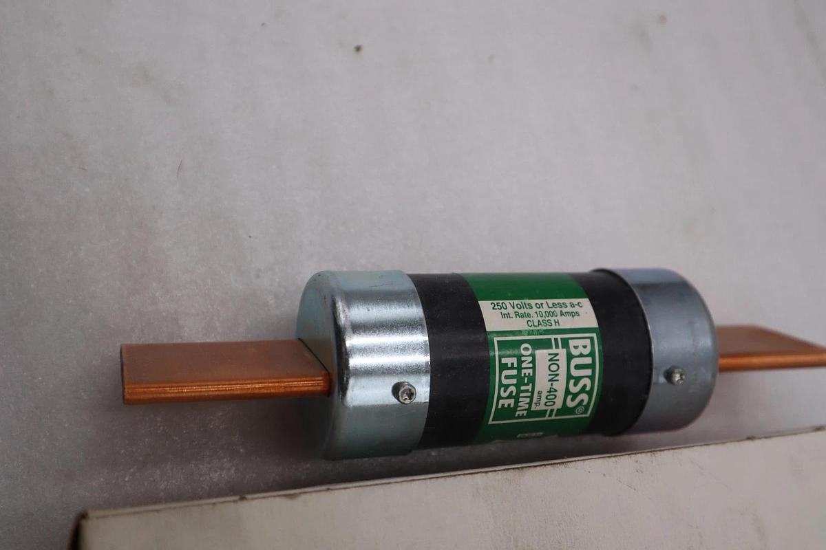 BUSSMANN - NON-400 - 250V, Class H Fuse NEW OPEN BOX STK GF284A