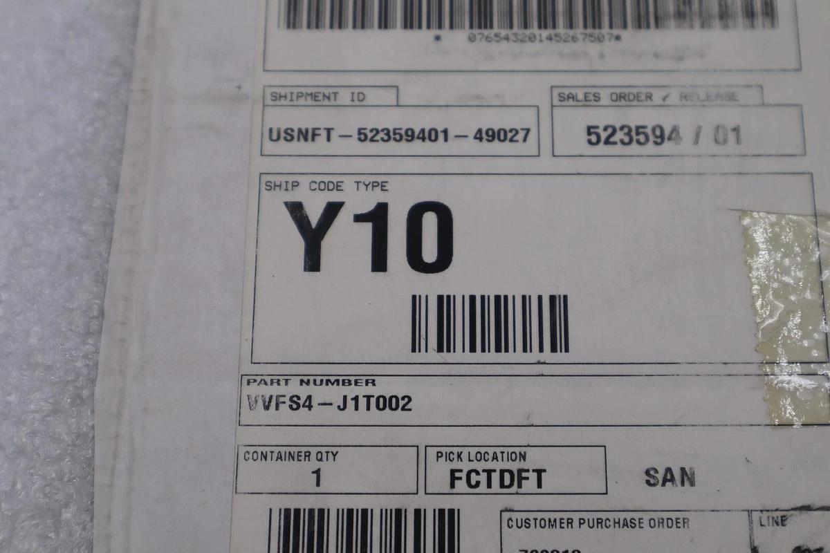 Used SMC VVFS4-J1T002 / VVFS4J1T002 NEW UNIT VV*FS* MANIFOLD VFS SERI *LQA STOCK S309