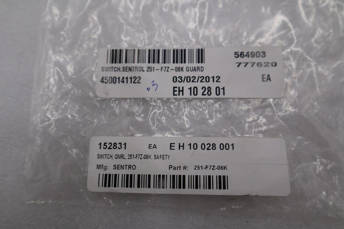 Used SENTROL 251-F7Z-06K FAIL SAFE GUARD SWITCH 12W 24V STK G899A