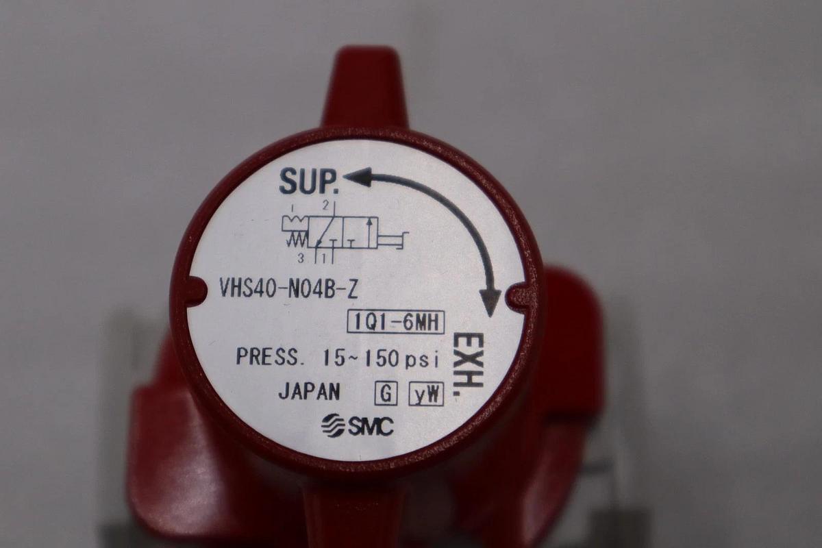 Used SMC VHS40-N04B-Z Manual Lockout Relief Valve Single-Act 3-Port STOCK H1108A