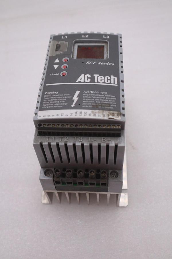Used AC TECH SF410 VARIABLE SPEED DRIVE 1HP 480V STOCK K1129A