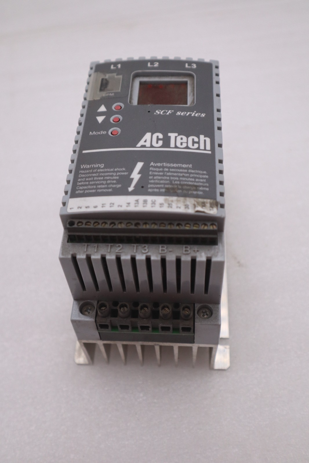 Used AC TECH SF410 VARIABLE SPEED DRIVE 1HP 480V STOCK K1129A