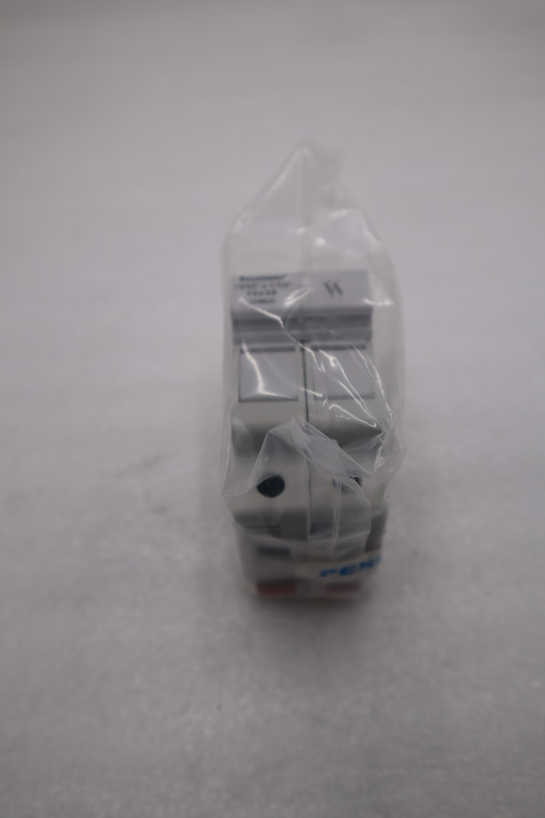 LOT OF 2 - Bussmann CHM2D 2 Pole Fuse Holder 690V~ 32A 3W STOCK G636A