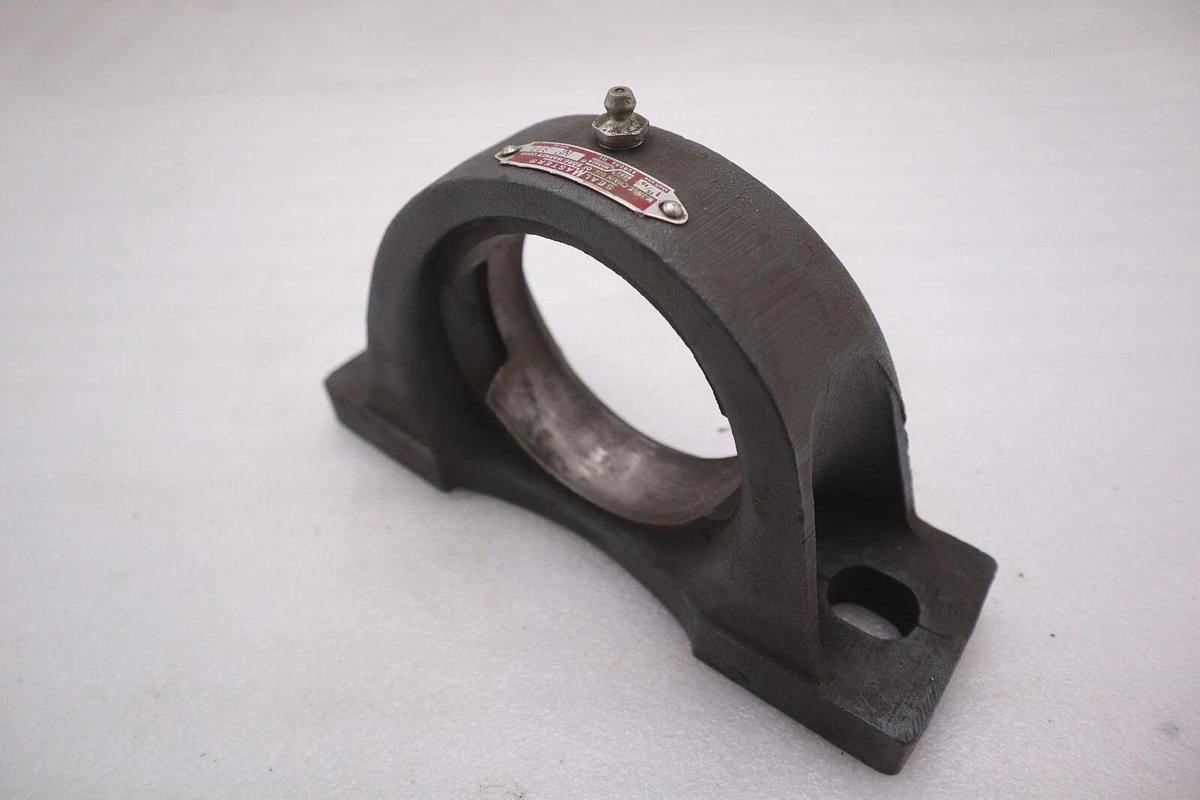 SEALMASTER NP-31 PILLOW BLOCK BEARING 1-15/16" STOCK #B-914