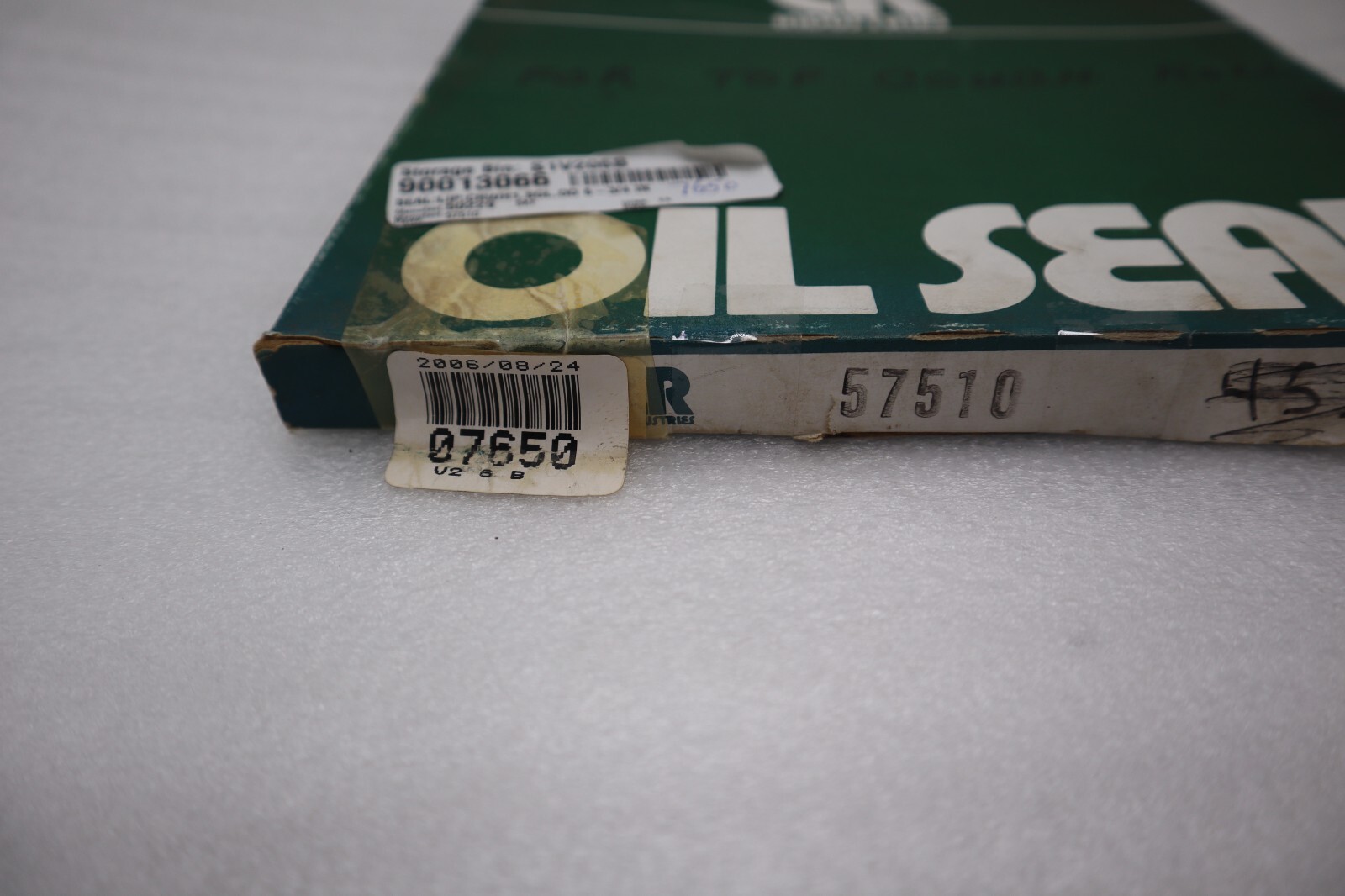 NEW Chicago Rawhide CR-57510 SKF Oil Seal 57510 STOCK 3781A