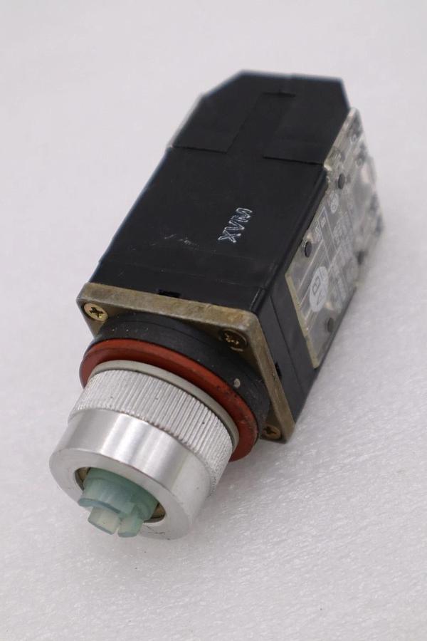 Used Allen-Bradley 800MR-JX4B Ser. A Small Round 3 Position Switch STOCK H1241A