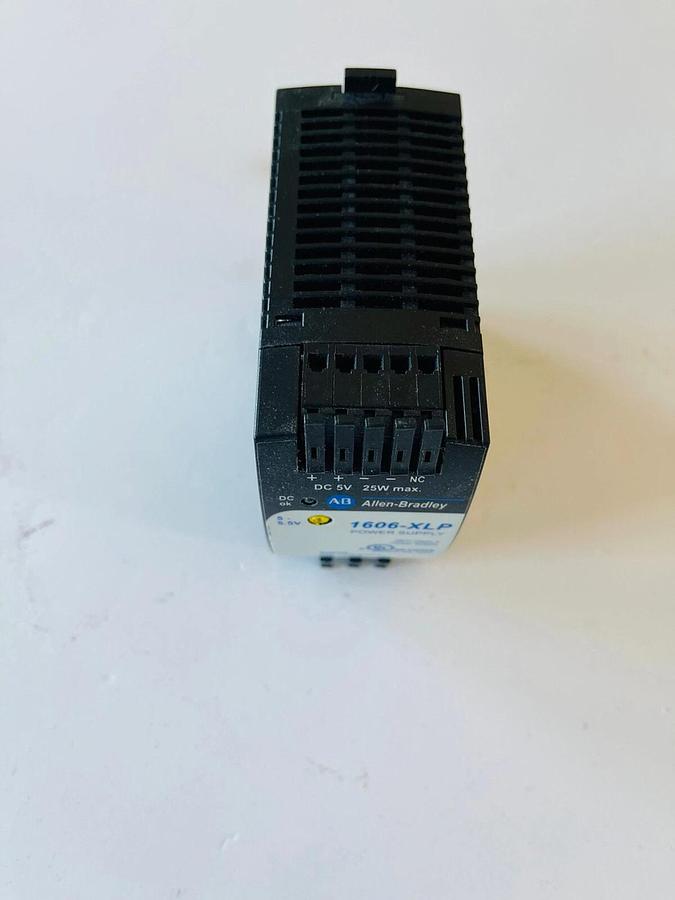 Used Allen-Bradley 1606-XLP Power Supply 1606-XLP25A Ser A #K-402
