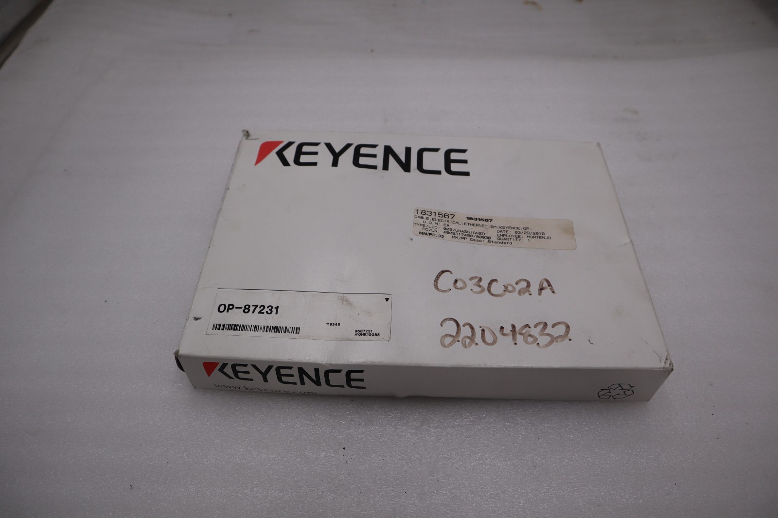 New Keyence OP-87231 ETHERNET CABLE NFPA79 COMPATIBLE M12 MALE 4 PIN STK H649A