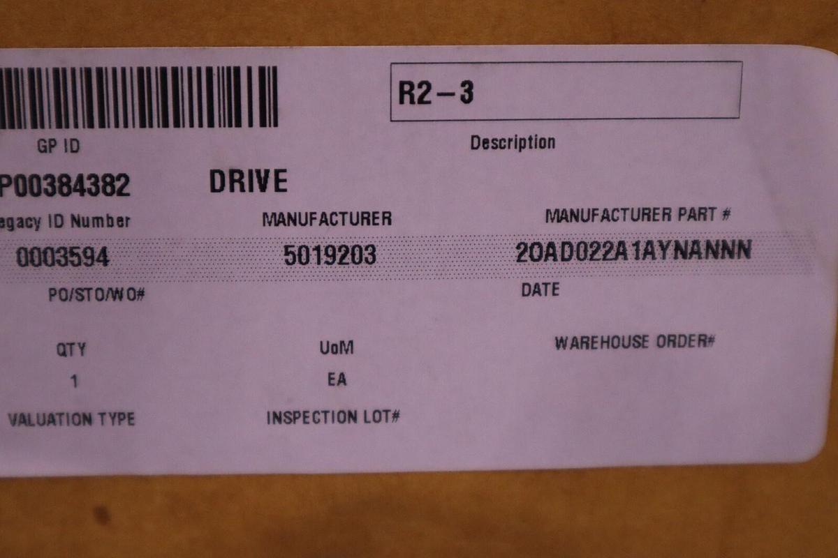 Allen Bradley Powerflex 70 20AD022A1AYNANNN 15 HP DRIVE VFD NEW UNIT STOCK 2288D