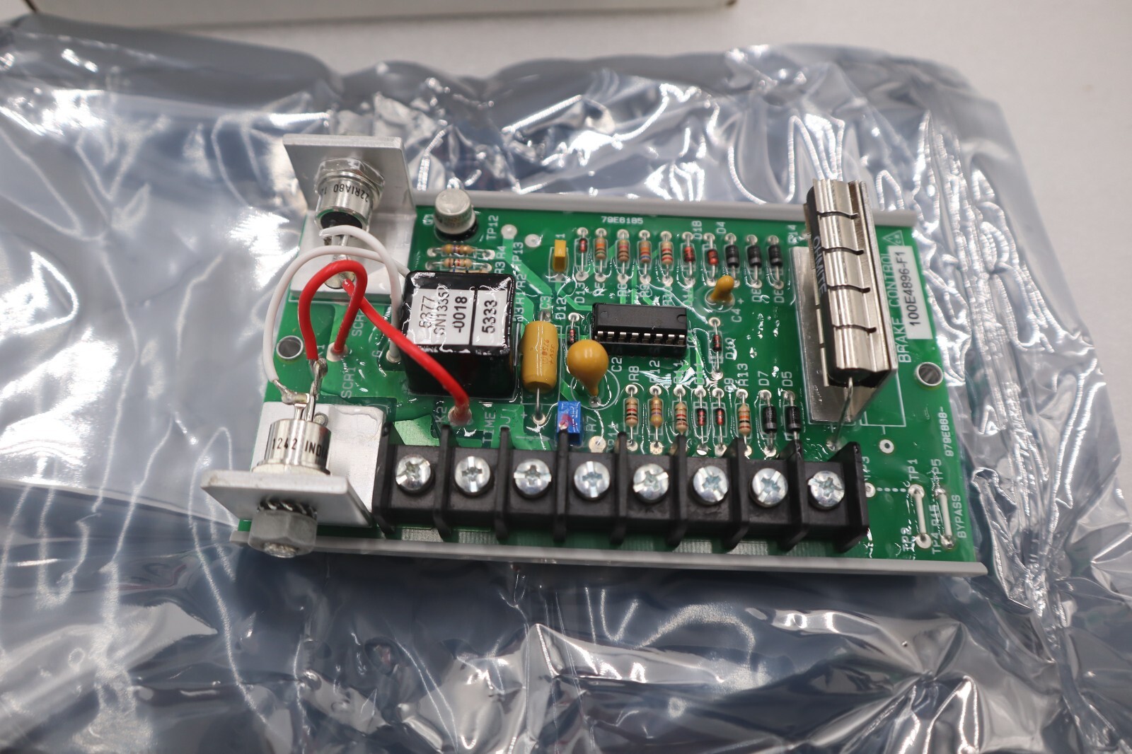 Used JOYGLOBAL 100E4896-F1 BRAKE CONTROL 100 VOLT SINGLE BRAKE ONBOARD SCRS #G401A