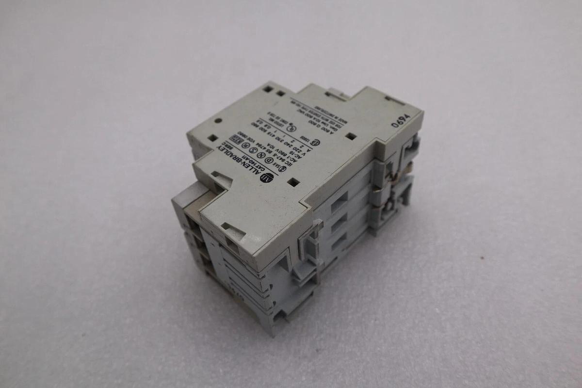 NEW OPEN BOX Allen Bradley 140-A11 Auxilary Contactor AB STOCK K-3013