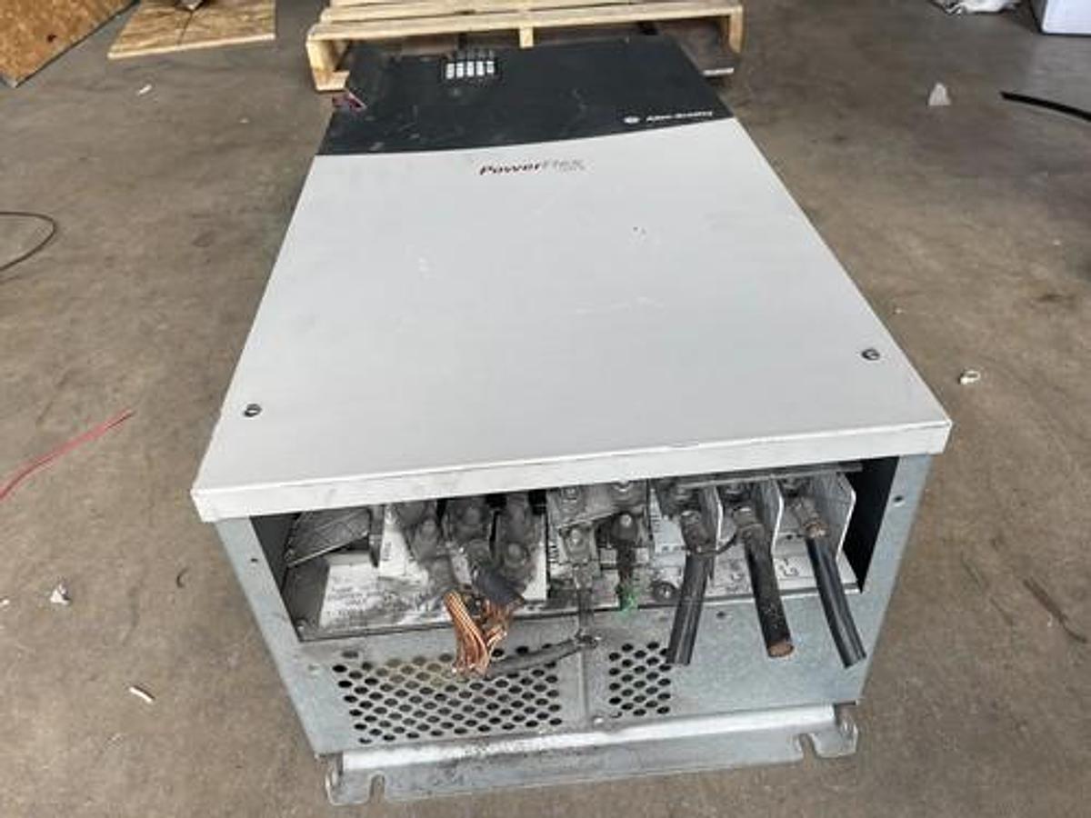 Used Allen Bradley 20BD180A3ANNAND0 SERIES B POWERFLEX 700 DRIVE VFD 150 HP S-151A