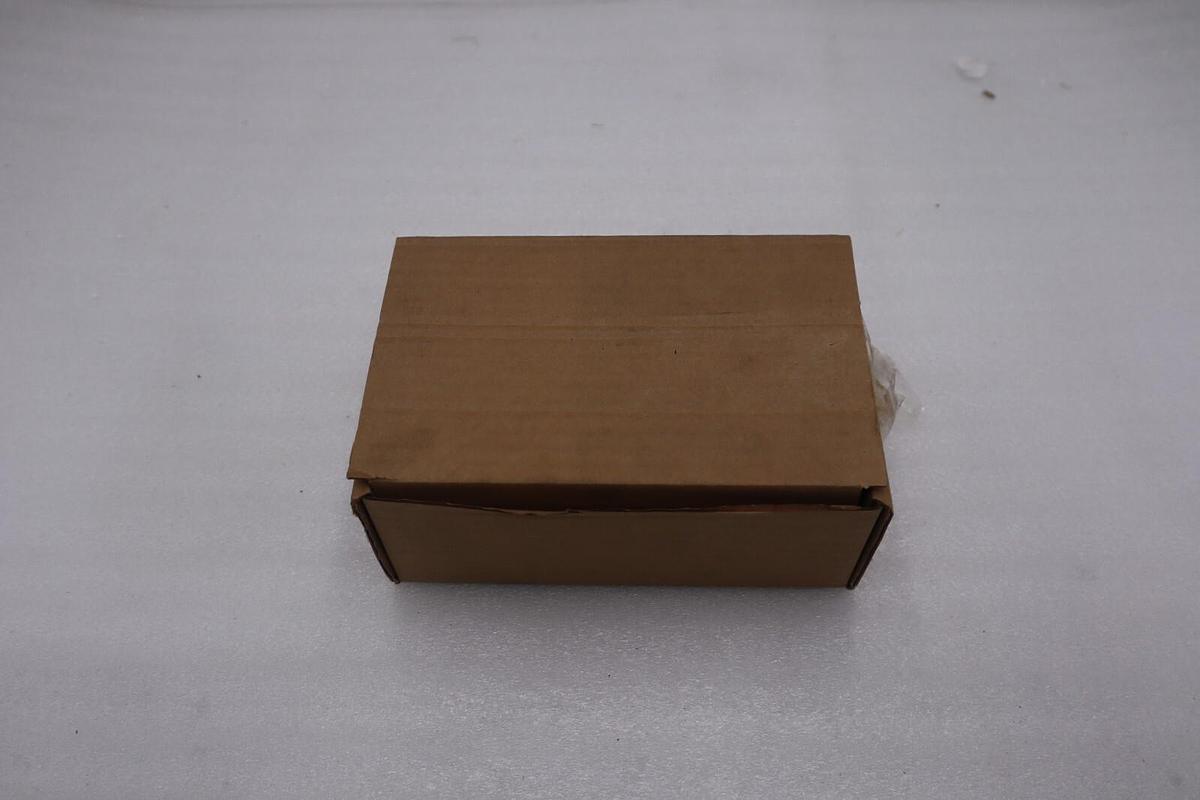 Used HONEYWELL UDC170 211101000 / DC1702-1-1-1-0-1-0-0-0 TEMPERATURE CONTROL UDC1700