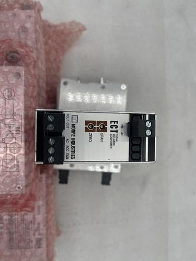 Used NEW Moore Industries ECT/0-10V/4-20MA/117AC SIGNAL ISOLATOR STOCK K-2127
