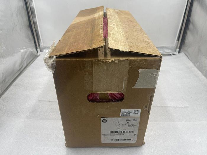 Allen Bradley PowerFlex 700 AC Drive 5HP 20BD8P0A3AYNAND0 SERIE B STOCK 3696