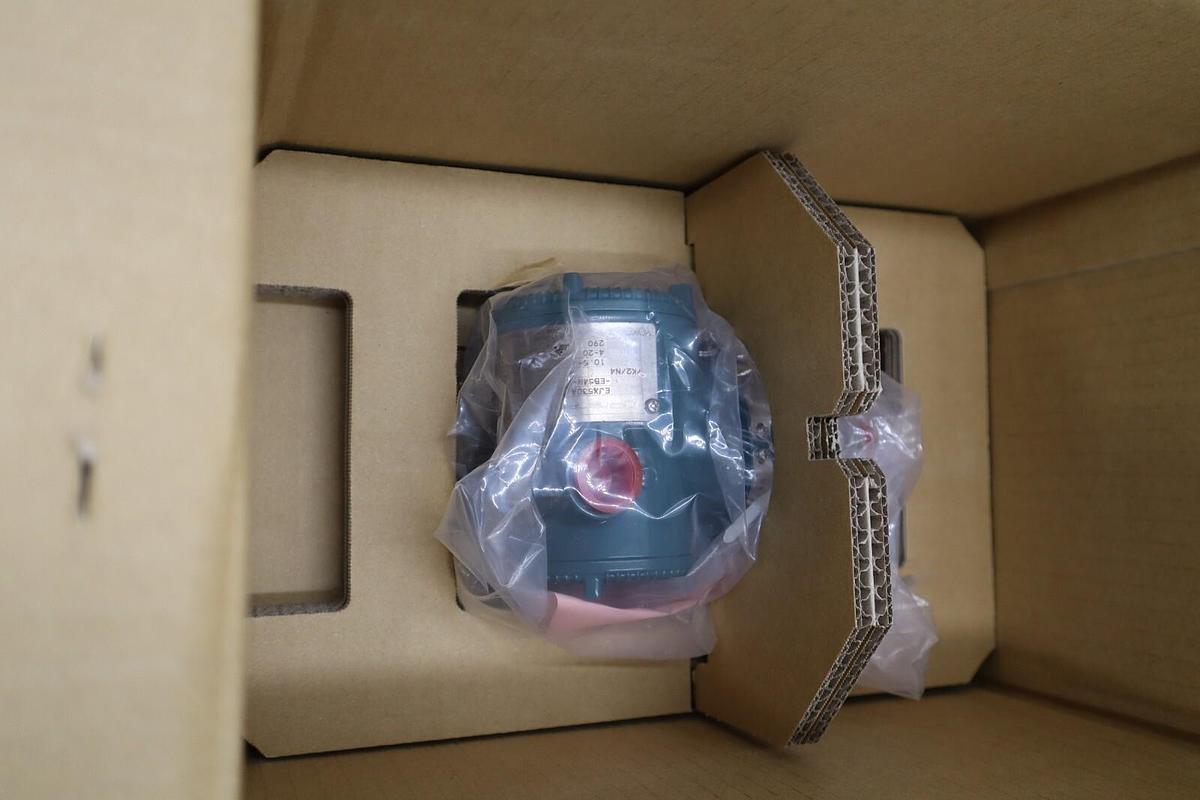 NEW YOKOGAWA EJX530A-EBS4N-012EN/FF1/D1/K2/N4 PRESSURE TRANSMITTER STOCK G100