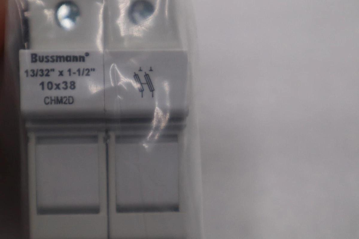 Used LOT OF 2 - Bussmann CHM2D 2 Pole Fuse Holder 690V~ 32A 3W STOCK G636A