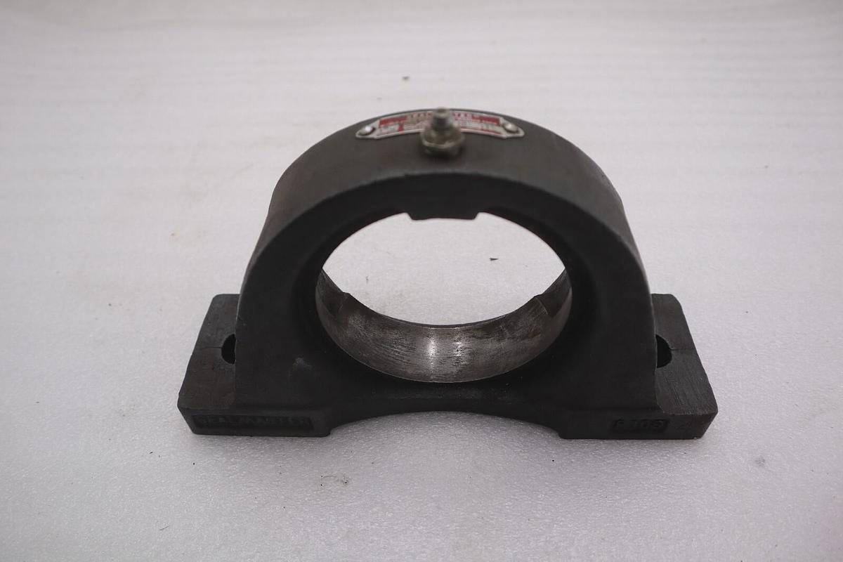 Used SEALMASTER NP-31 PILLOW BLOCK BEARING 1-15/16" STOCK #B-914