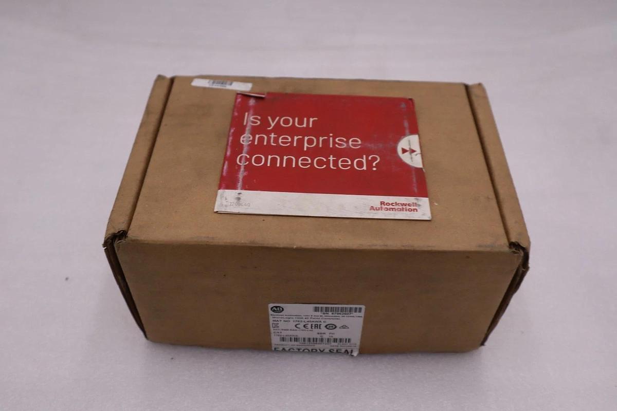 Used Allen Bradley 1762-L40AWA /C MicroLogix 1200 40-Pt I/O Controller - STK GF299