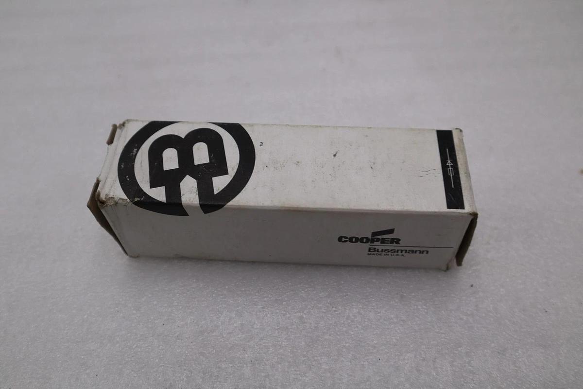 Used LOT OF 2 - BUSSMANN FWP-125A FUSE - STOCK H1702A