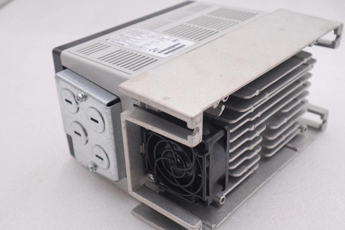 Used NEW Allen-Bradley Powerflex Drive 20AD2P1A0AYNNNC0 1 HP STOCK 2594