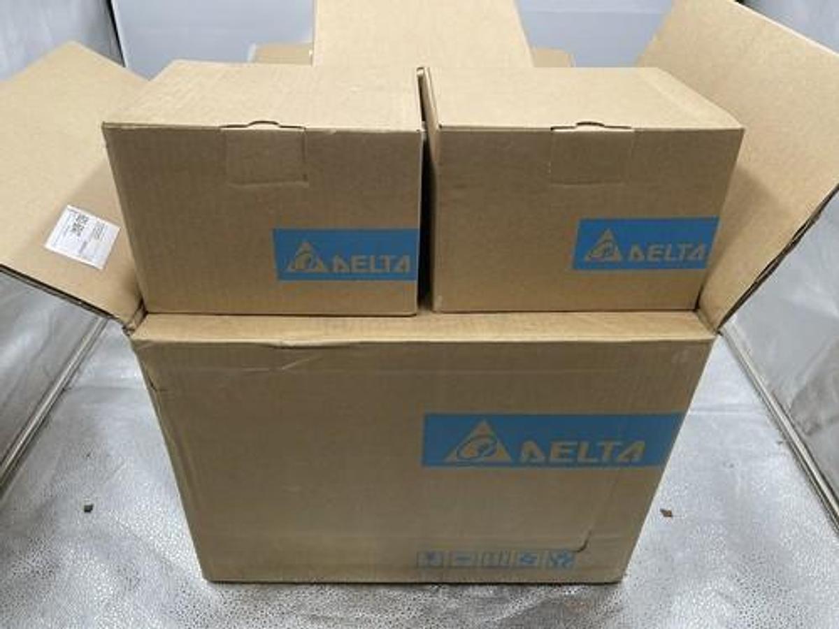 NEW IN BOX Delta ASD-B0121-A 100W AC Servo Drive STOCK 1517 18 AVAILABLE