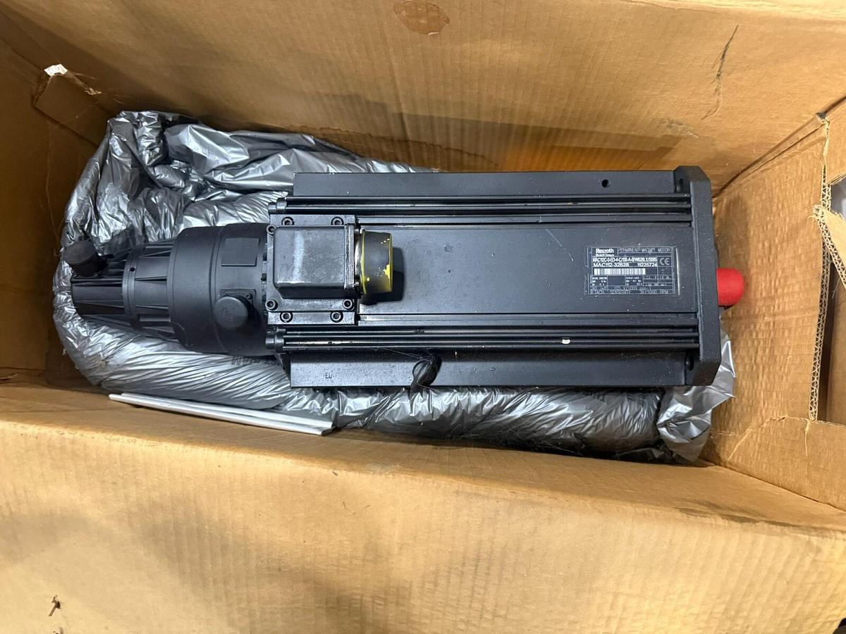 Used MAC112C-0-ED-4-C/130-A-0/WI520LX/S005 INDRAMAT SERVO MOTOR NEW IN BOX STOCK HP39