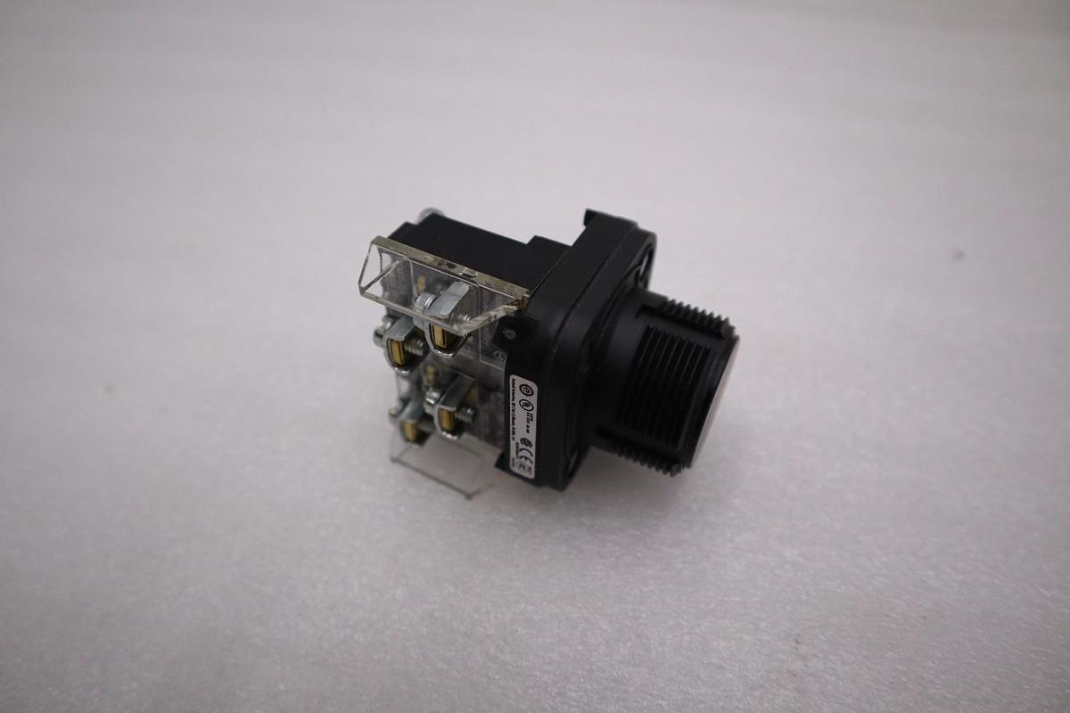 Used AB Allen Bradley Black Push Button 800H-AR2A Ser. F NEW OPEN BOX STK H1249A