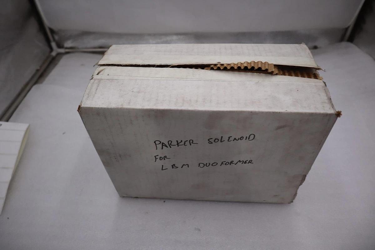 Used Parker H4119BGA53A Pneumatic Valve 150 PSI 120V - STOCK GF-333