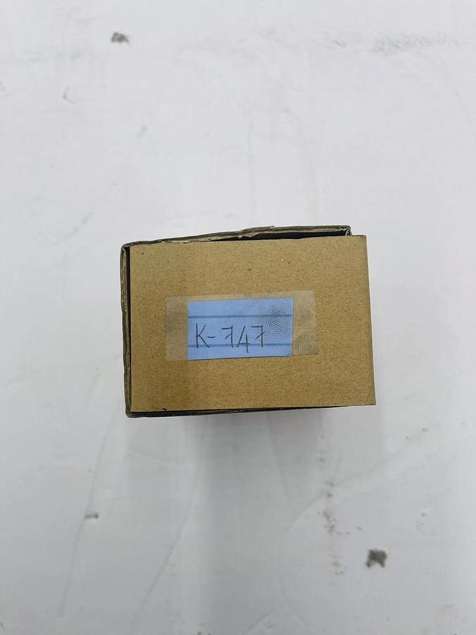 Used HITACHI 451582 CIRCUIT BOARD *NEW IN BOX* #K-747