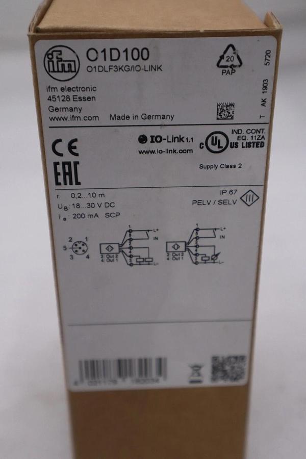 NEW IN BOX IFM Efector O1D100 Photoelectric Distance Sensor STOCK H67A