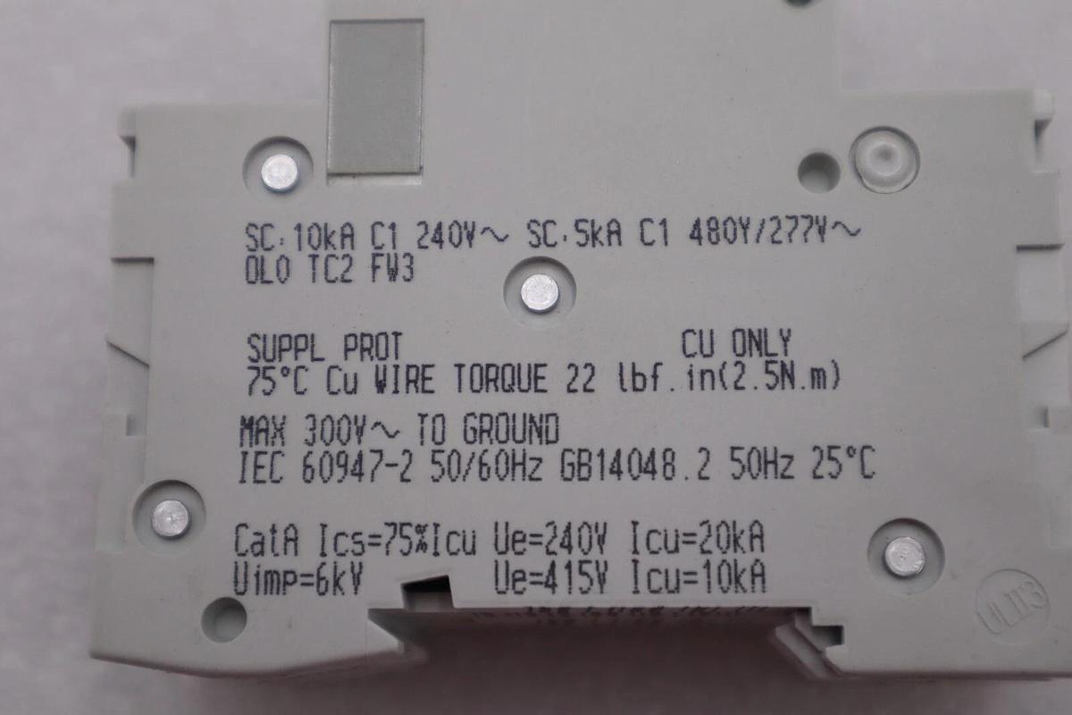 SCHNEIDER ELECTRIC GG004D001 CIRCUIT BREAKER 10A 240VAC STOCK #K-2326