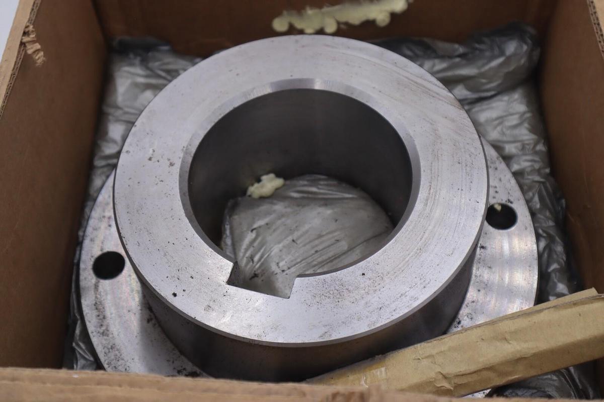 Used AMERIDRIVES 040119-003FB Rigid Gear Coupling Hub 203.5 FS EB 1-1/4 X 5/8 #3644
