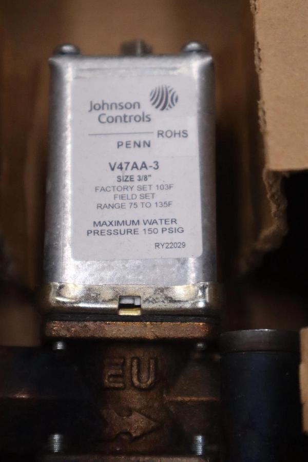 Used JOHNSON CONTROLS V47AA-3 REGULATING VALVE - STOCK GF205