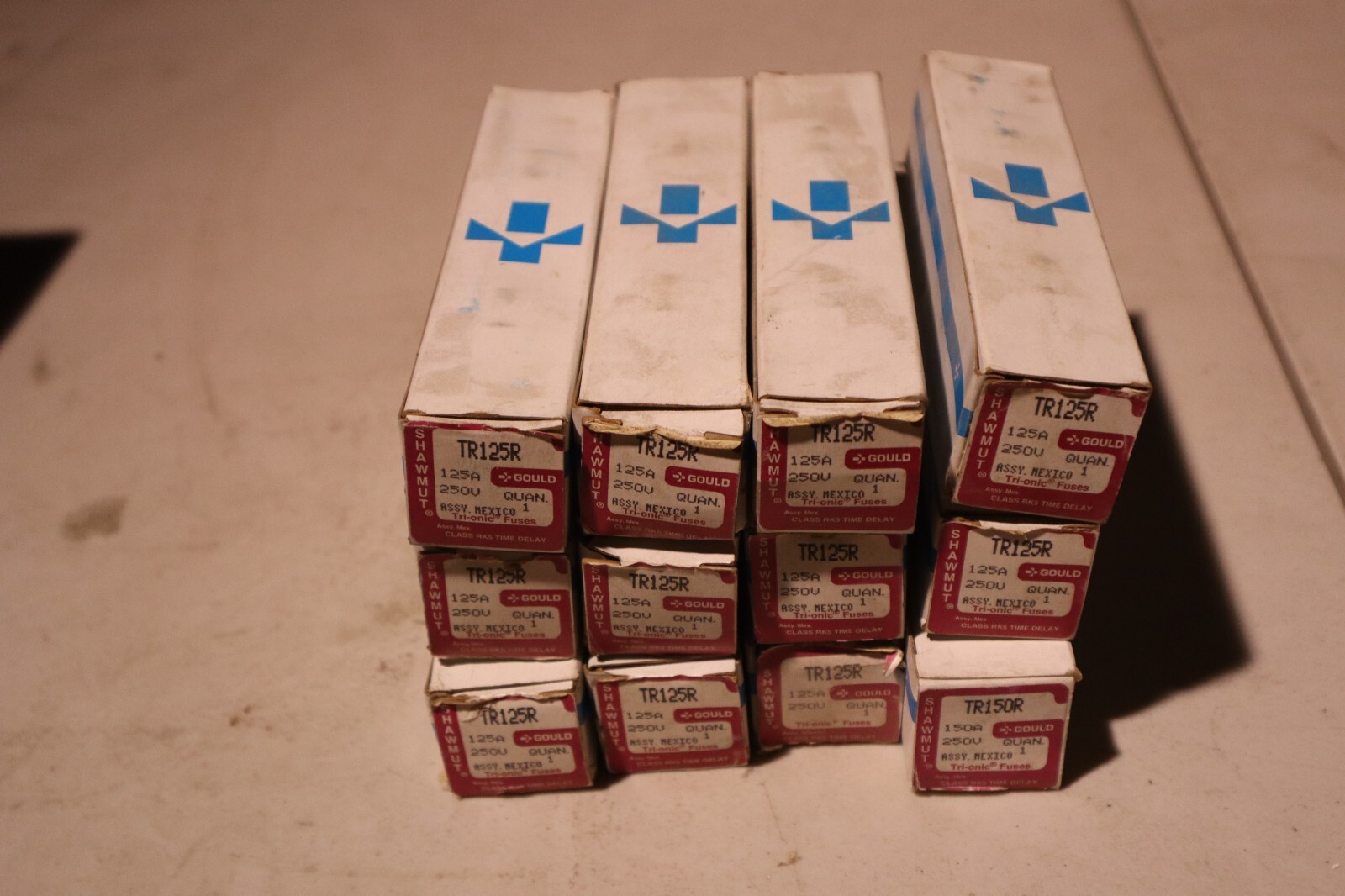 NEW GOULD SHAWMUT TR125R AMP 600V RK5 TIME DELAY FUSE STOCK 5801