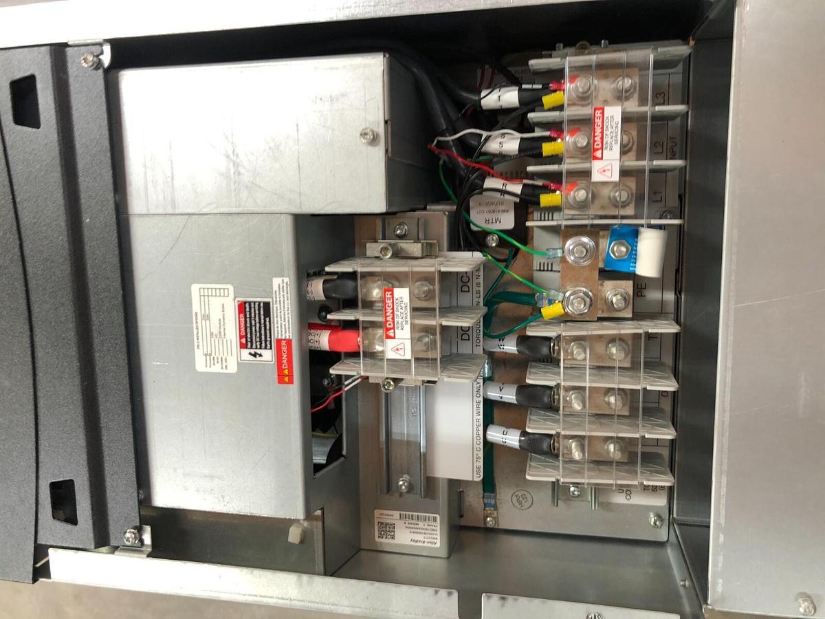 Used NEW 2022 ALLEN BRADLEY 20BD180A0ANNAND0 POWERFLEX 700 DRIVE VFD 150 HP STK S-279