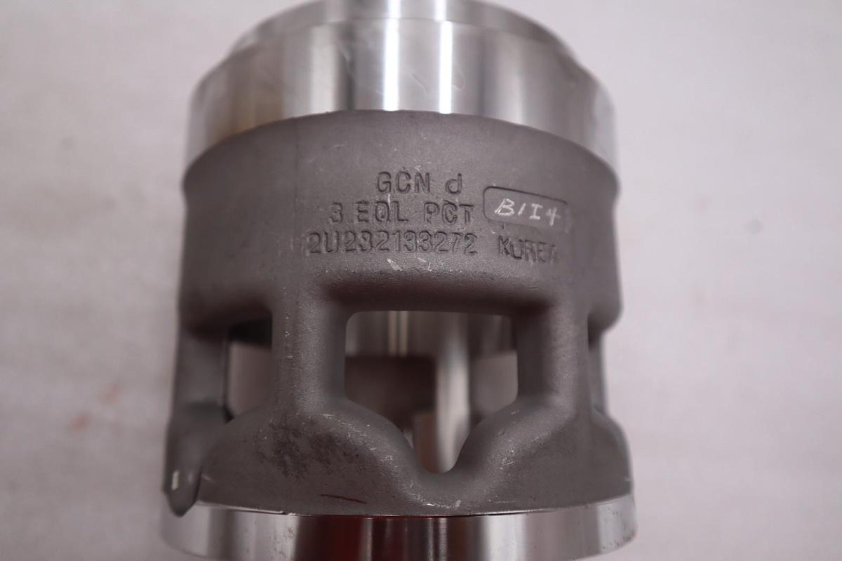 Used FISHER 2U232133272 LINEAL CAGE NEW WITH BOX STOCK 1017B